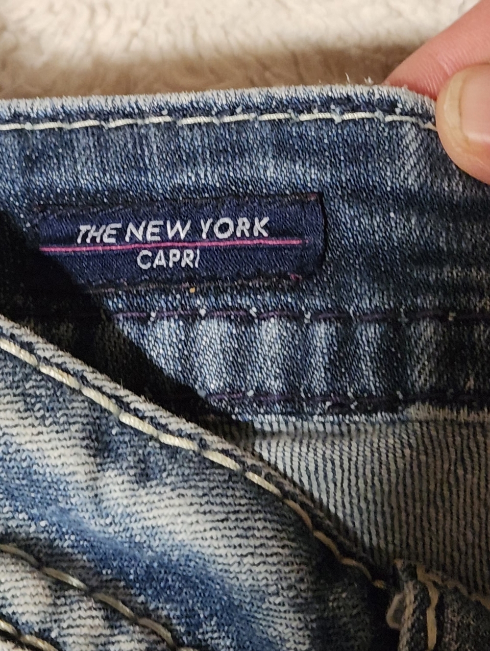 VIGOSS The New York Capri Jeans Womens Size 16  Mid-Rise Embellished Embroidered - Picture 11 of 16